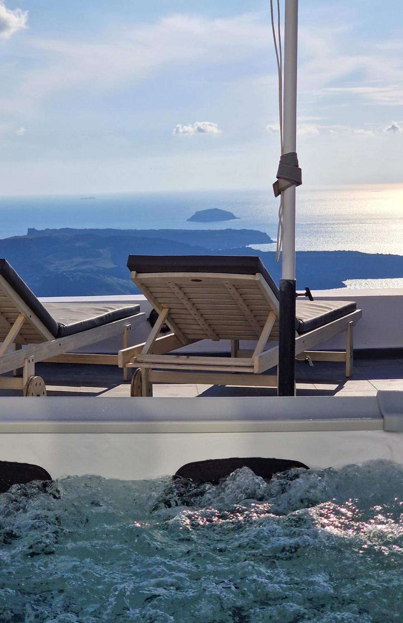 Karpimo Horizon - Caldera View With Private Hot Tub Villa Firostefani Exterior photo