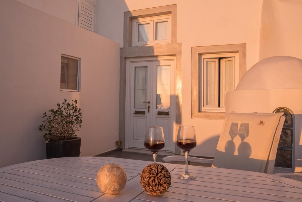 Karpimo Horizon - Caldera View With Private Hot Tub Villa Firostefani Exterior photo