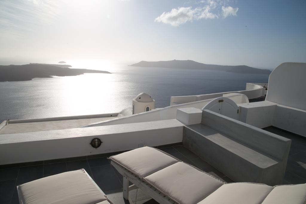 Karpimo Horizon - Caldera View With Private Hot Tub Villa Firostefani Exterior photo